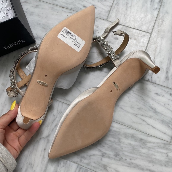 Badgley Mischka Esmeralda Stiletto - Picture 3 of 5